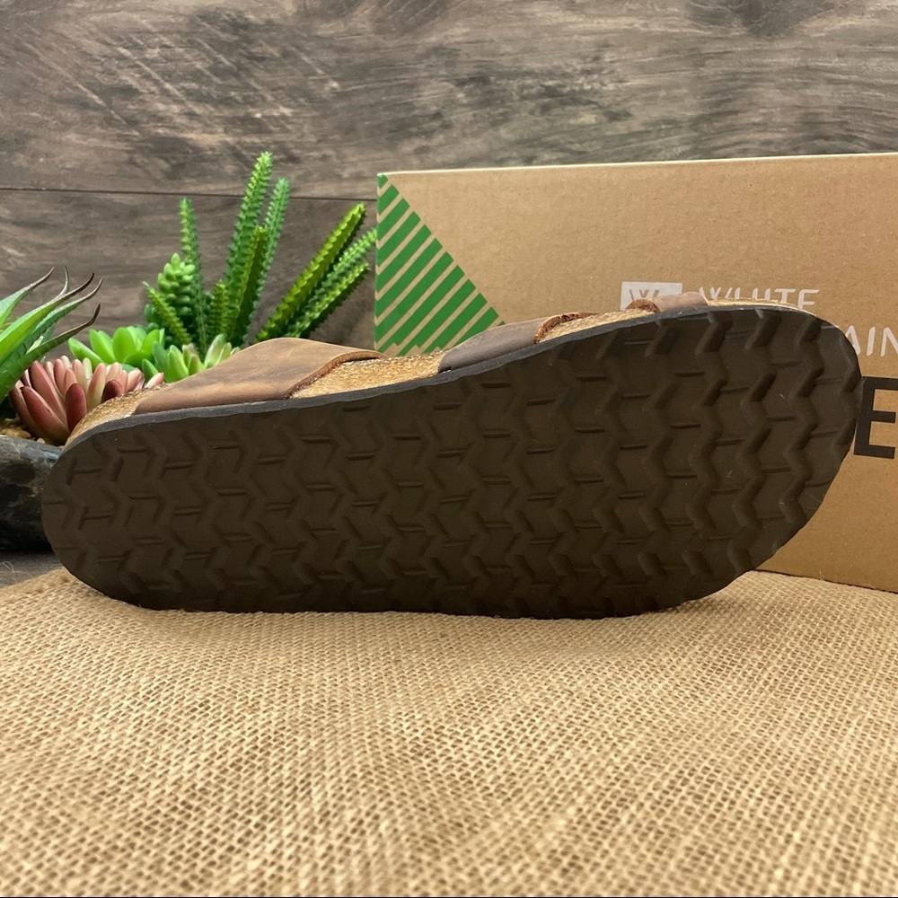 NIB White Mountain Gracie Footbed Thong Sandal - Picture 10 of 13